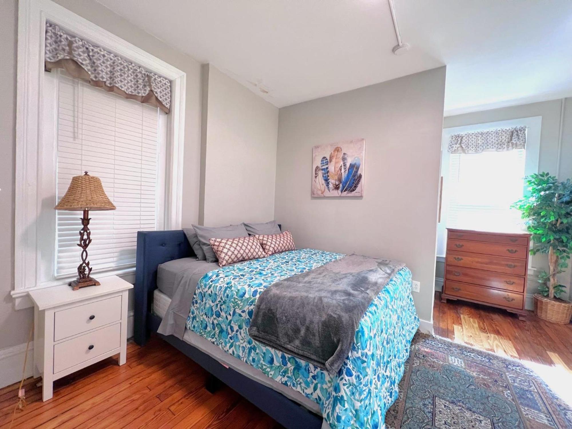 G5 King Bed Central Location Museums Free Parking Richmond Exterior photo